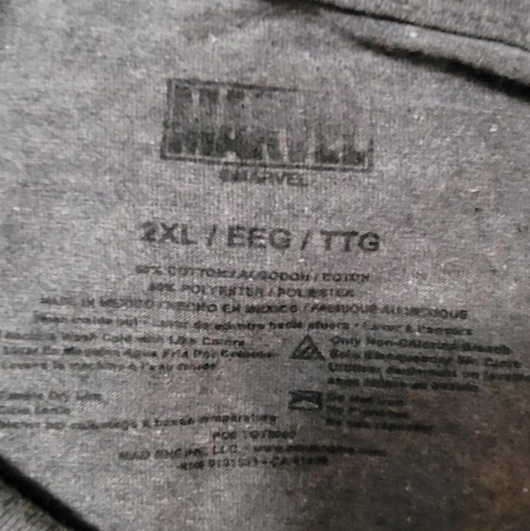Marvel T-shirt Size 2XL - Picture 4 of 4